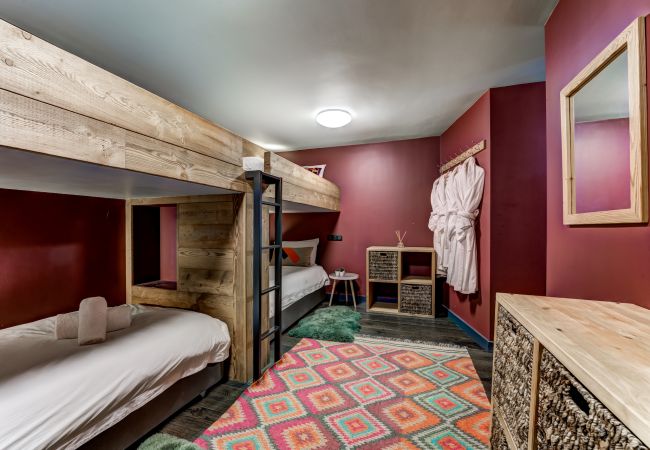 Chalet in Chamonix-Mont-Blanc - Chalet Hibou - Upper Class Collection Chalet in Chamonix-Mont-Blanc - Chalet Hibou - Upper Class Collection