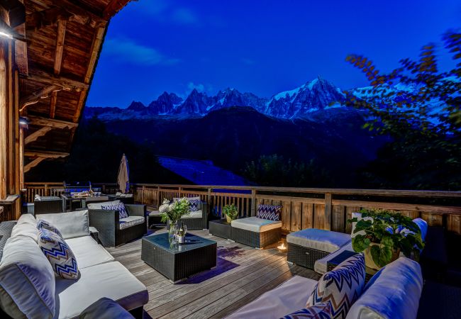 Chalet in Chamonix-Mont-Blanc - Chalet Hibou - Upper Class Collection Chalet in Chamonix-Mont-Blanc - Chalet Hibou - Upper Class Collection