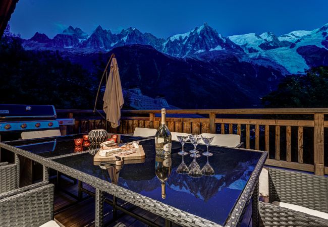 Chalet in Chamonix-Mont-Blanc - Chalet Hibou - Upper Class Collection Chalet in Chamonix-Mont-Blanc - Chalet Hibou - Upper Class Collection