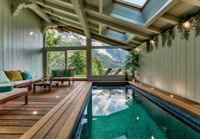 Chalet in Chamonix-Mont-Blanc - Chalet Hibou - Upper Class Collection Chalet in Chamonix-Mont-Blanc - Chalet Hibou - Upper Class Collection