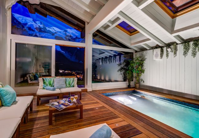 Chalet in Chamonix-Mont-Blanc - Chalet Hibou - Upper Class Collection Chalet in Chamonix-Mont-Blanc - Chalet Hibou - Upper Class Collection