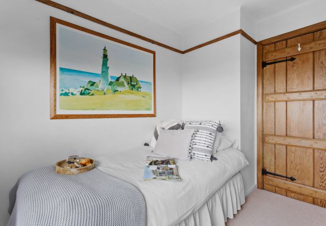 House in Charlestown - Blue Haze - Exclusive Duporth Estate  with private beach access House in Charlestown - Blue Haze - Exclusive Duporth Estate  with private beach access