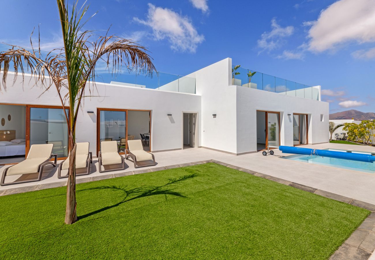 Villa in Playa Blanca - Villa Naroa 14C VipvipVillas