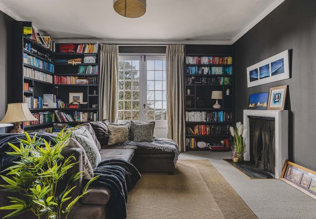 House in Dartmouth - Little Redlap - Gracious family home near Dartmouth House in Dartmouth - Little Redlap - Gracious family home near Dartmouth