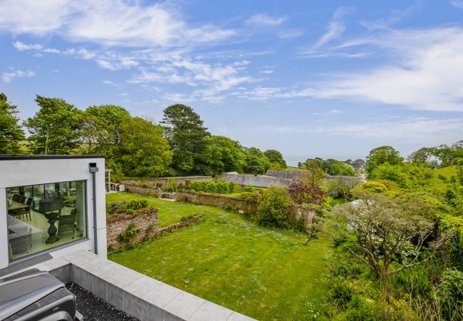 House in Dartmouth - Little Redlap - Gracious family home near Dartmouth House in Dartmouth - Little Redlap - Gracious family home near Dartmouth