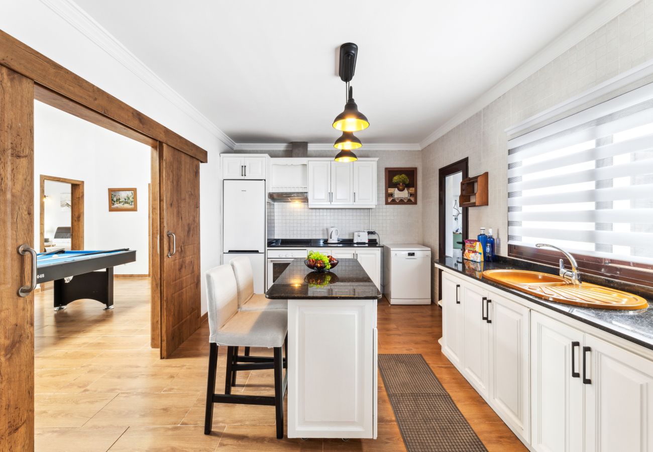 Villa in Teguise (Lanzarote) - Villa doña Isidora - VipVipVillas