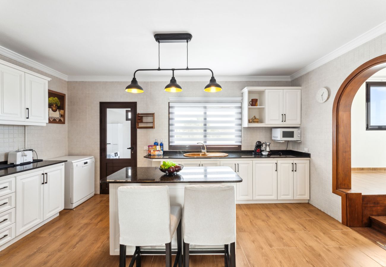 Villa in Teguise (Lanzarote) - Villa doña Isidora - VipVipVillas