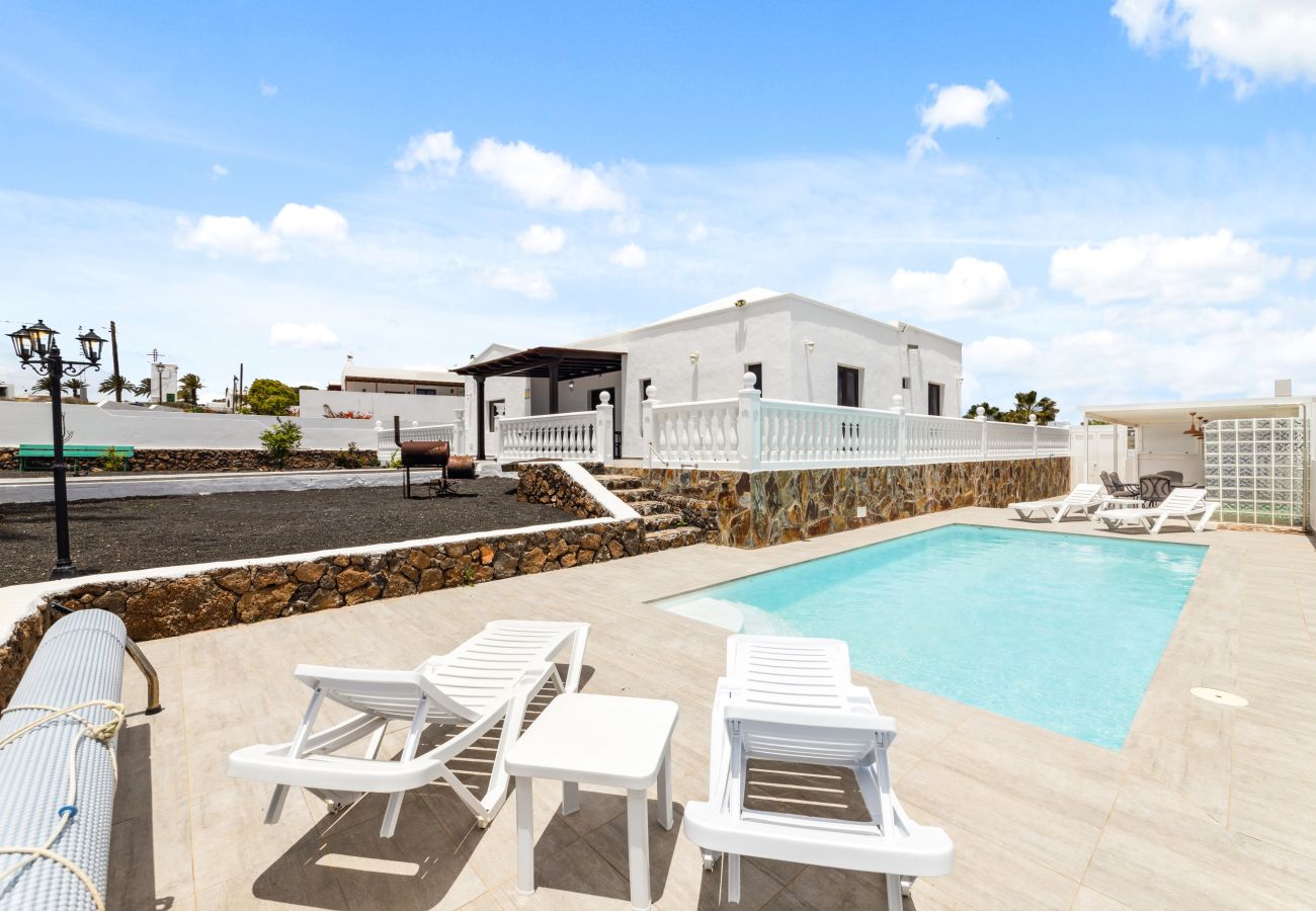 Villa in Teguise (Lanzarote) - Villa doña Isidora - VipVipVillas