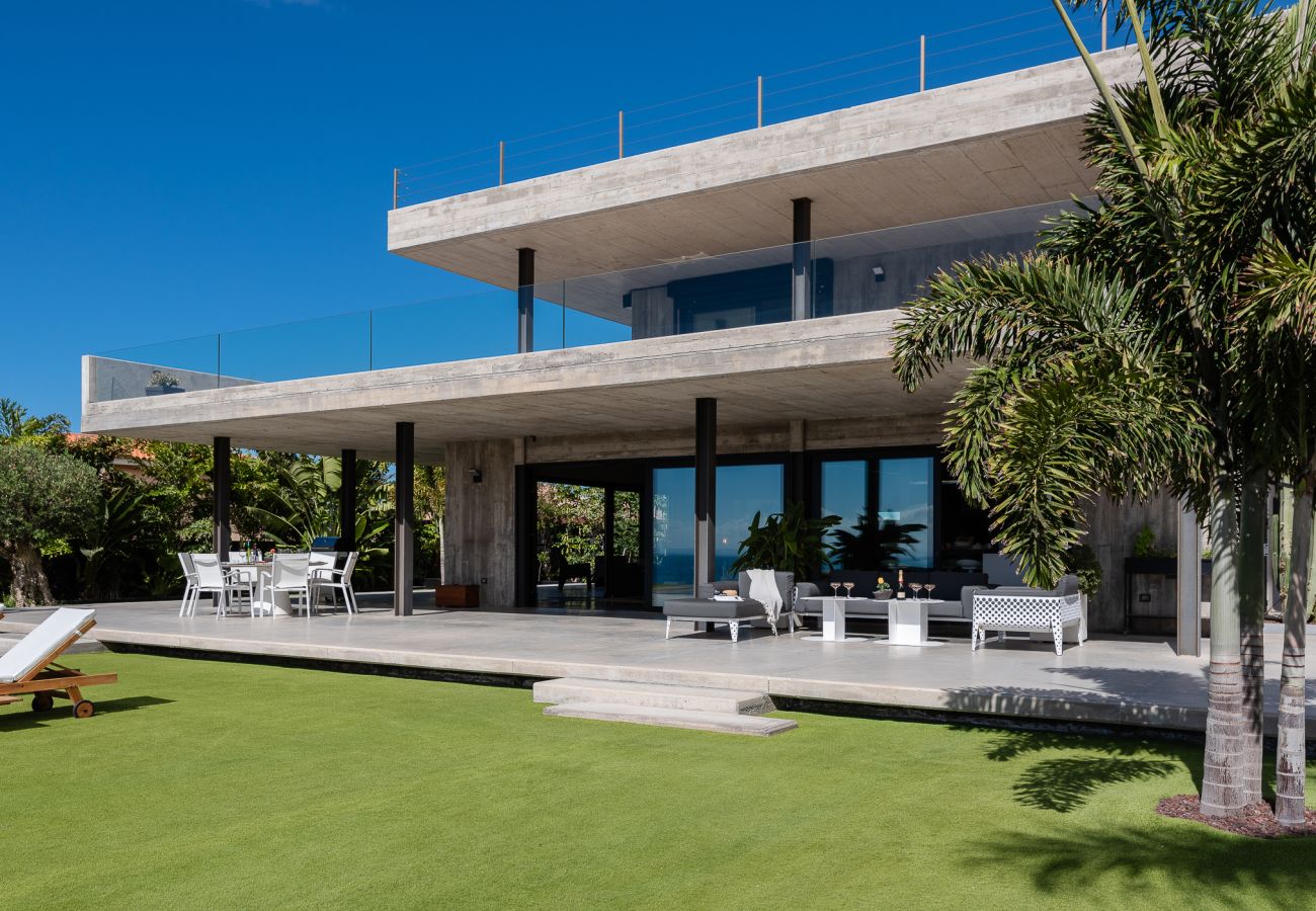 Villa in Adeje - Villa Espejo del Océano Sur
