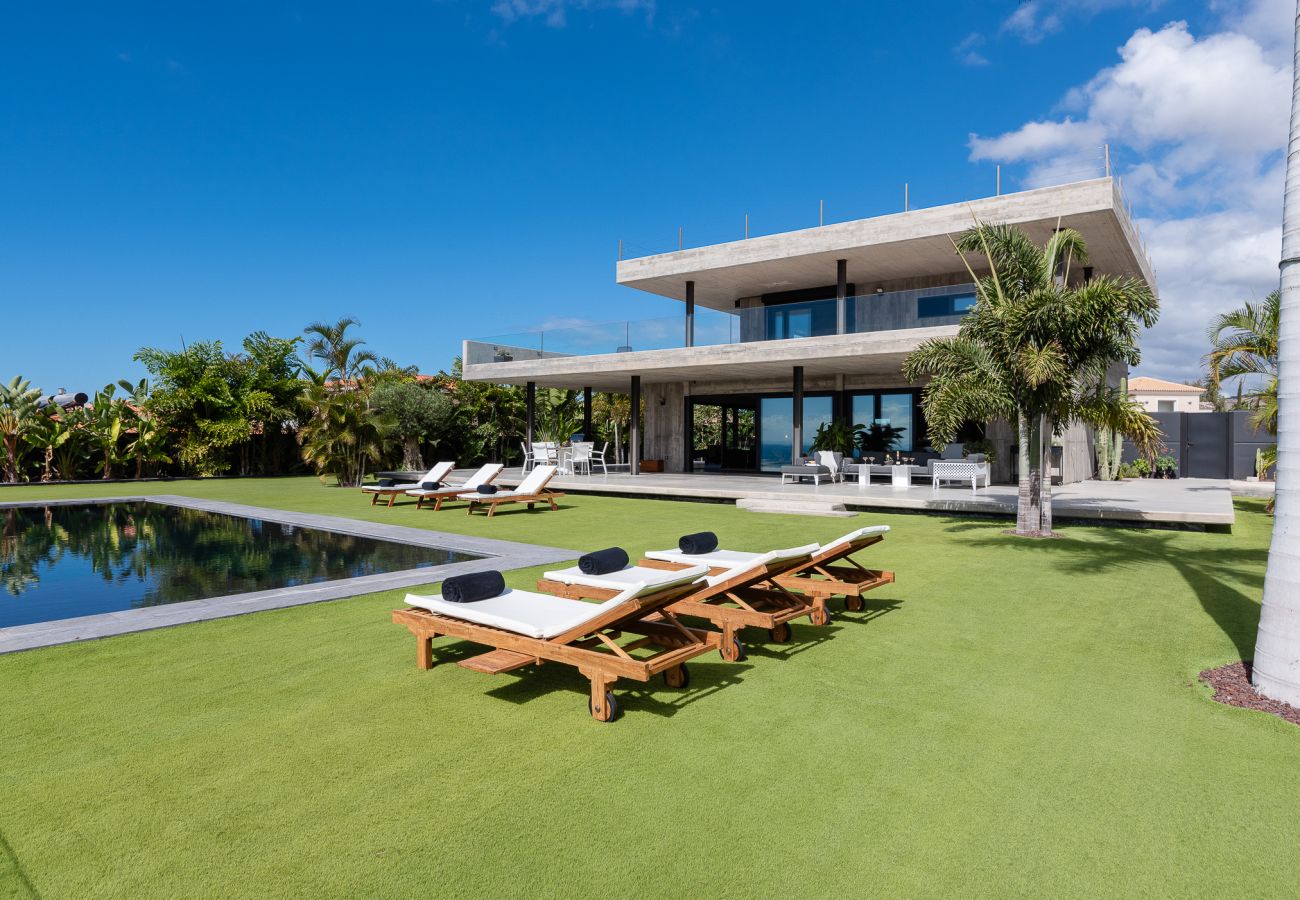 Villa in Adeje - Villa Espejo del Océano Sur