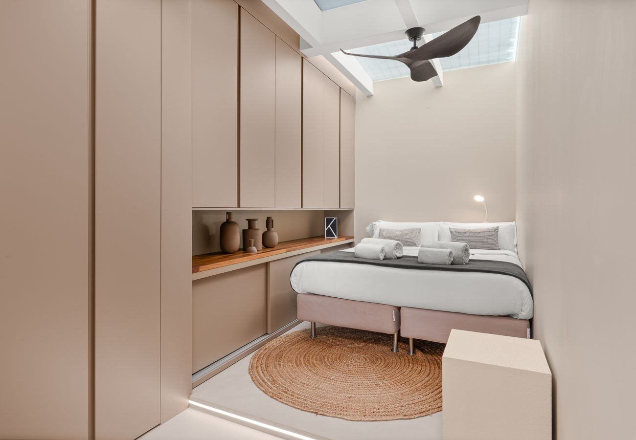 Villa in Adeje - Golden Horizon Retreat