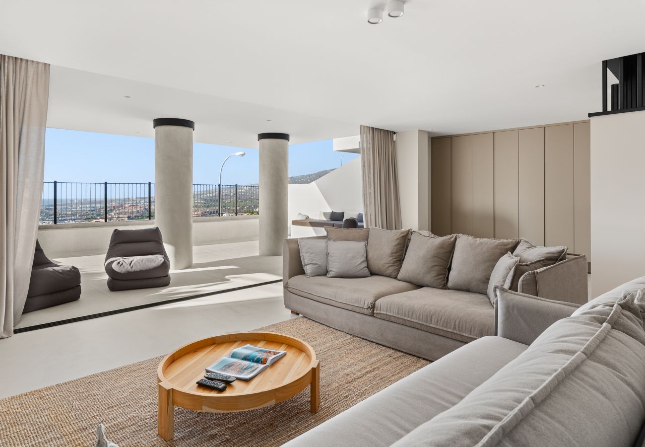 Villa in Adeje - Golden Horizon Retreat