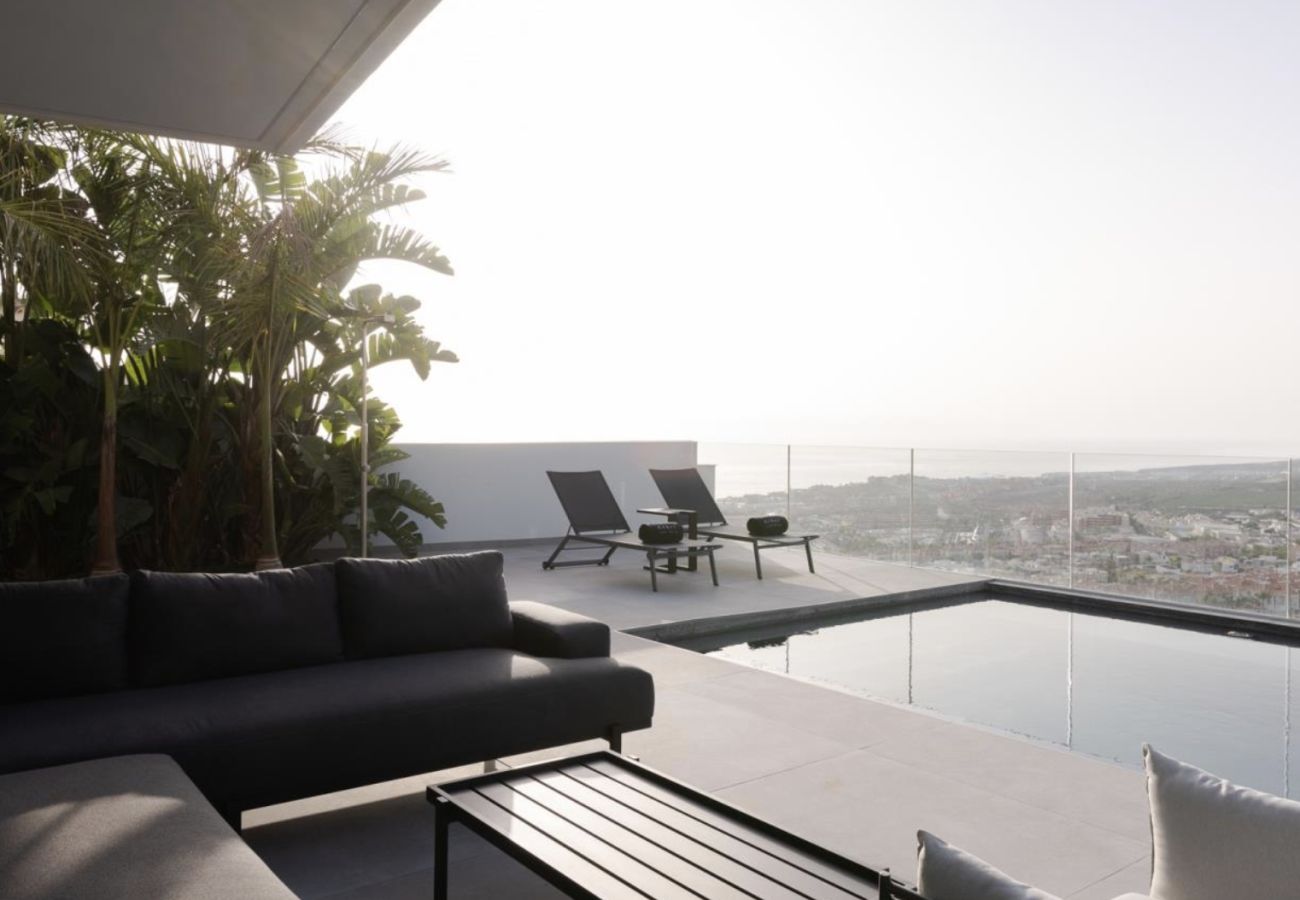 Villa in Adeje - Villa Under the Atlantic Sun