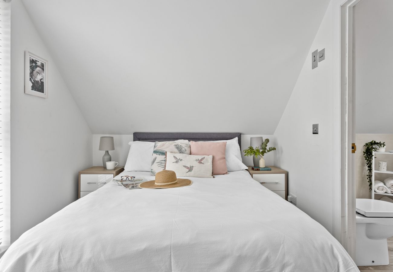 Apartment in Paignton - Swanston Lodge - Elevated Coastal Living with Panoramic Views