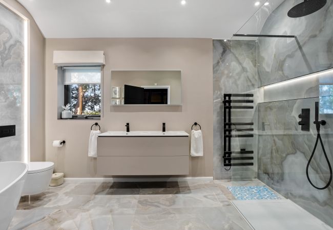 House in Combeinteignhead - Gable View - Luxury Riverside Sanctuary  House in Combeinteignhead - Gable View - Luxury Riverside Sanctuary