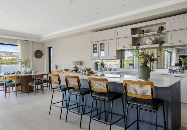 House in Combeinteignhead - Gable View - Luxury Riverside Sanctuary  House in Combeinteignhead - Gable View - Luxury Riverside Sanctuary