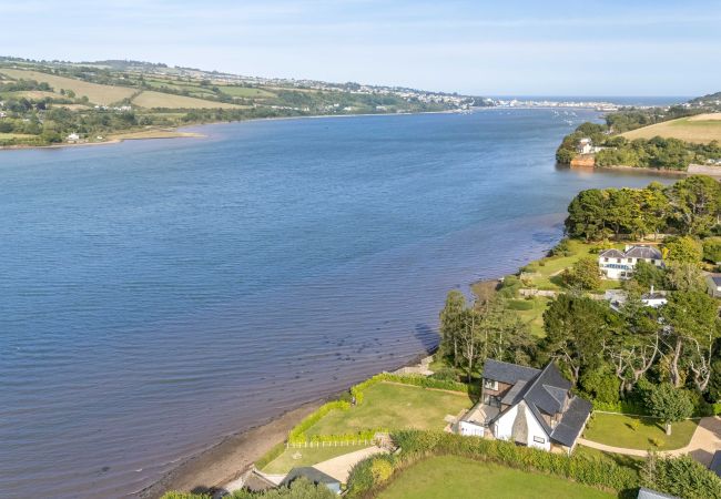 House in Combeinteignhead - Gable View - Luxury Riverside Sanctuary  House in Combeinteignhead - Gable View - Luxury Riverside Sanctuary