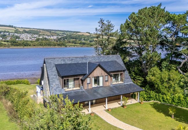 House in Combeinteignhead - Gable View - Luxury Riverside Sanctuary  House in Combeinteignhead - Gable View - Luxury Riverside Sanctuary