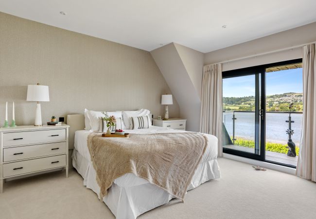 House in Combeinteignhead - Gable View - Luxury Riverside Sanctuary  House in Combeinteignhead - Gable View - Luxury Riverside Sanctuary