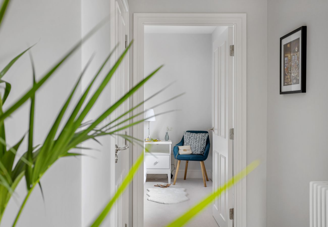 House in Exeter - Morford House - Stylish Retreat in the Heart of Exeter