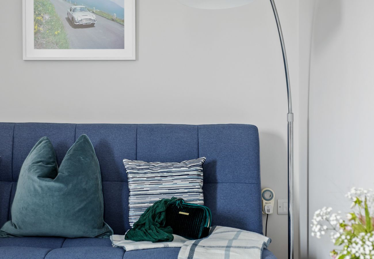 House in Exeter - Morford House - Stylish Retreat in the Heart of Exeter