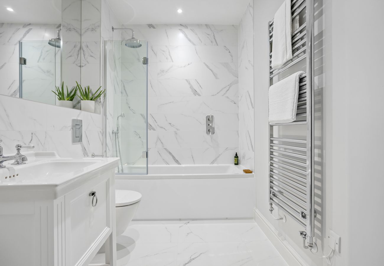 2 Morford House - Stylish Retreat in the heart of Exeter