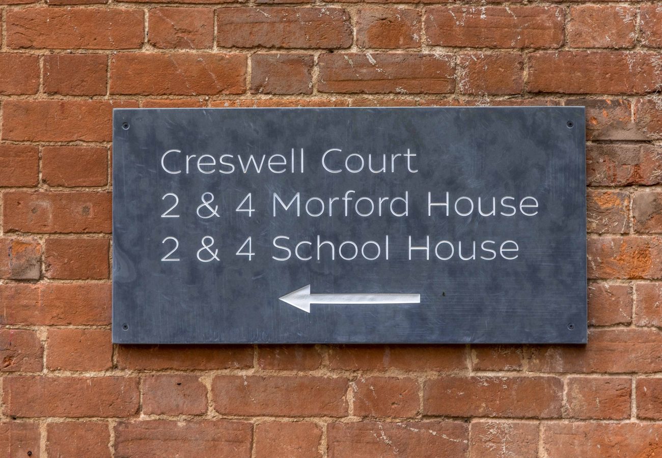 House in Exeter - Morford House - Stylish Retreat in the Heart of Exeter