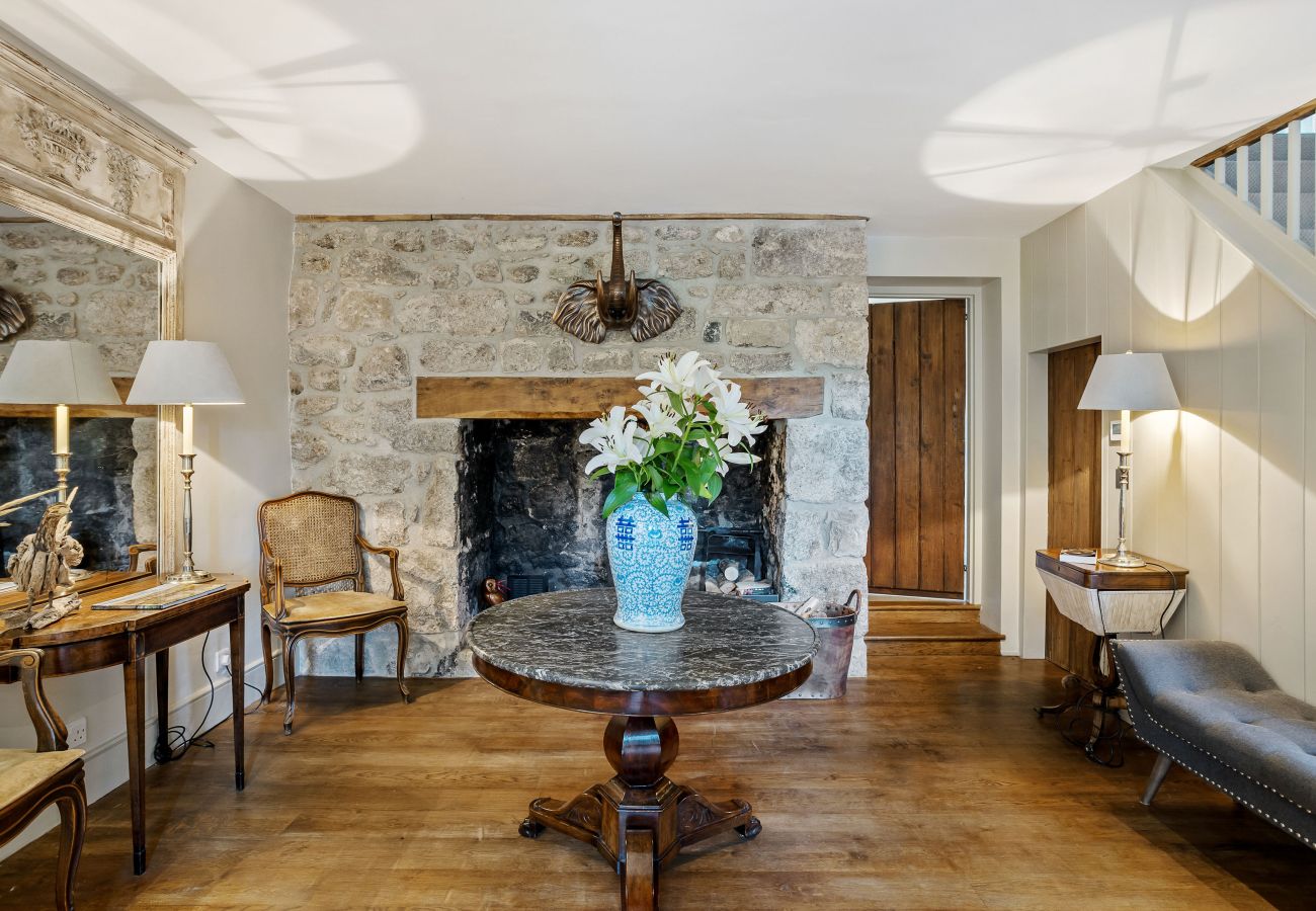 Cosy cottage hallway 