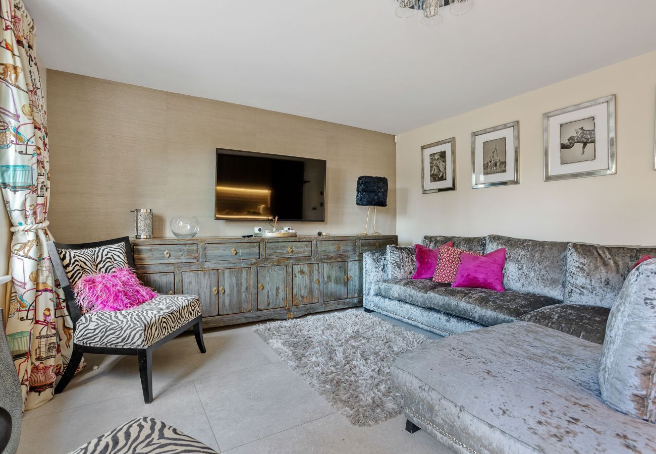 annex living room with natural light.