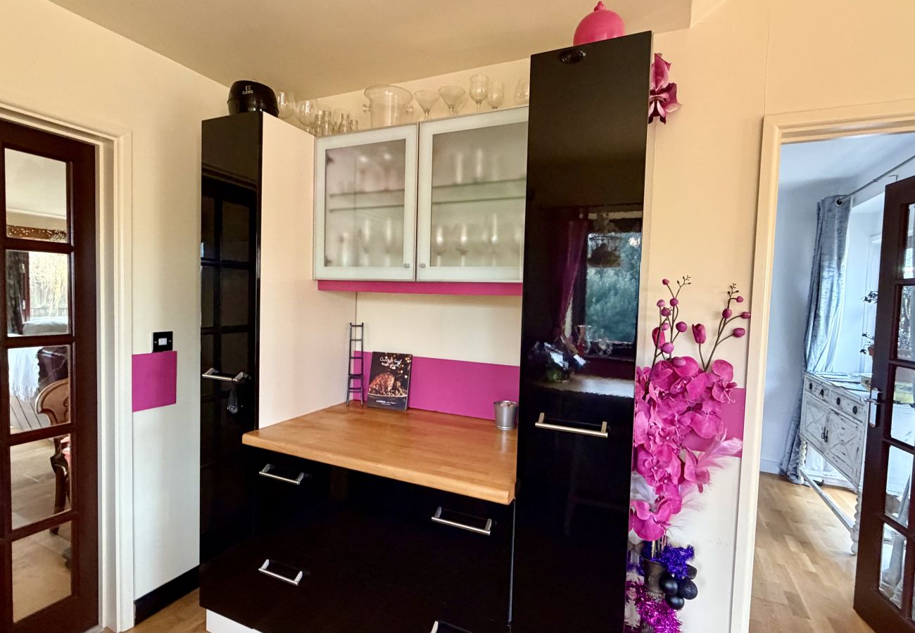 Practical kitchen storage and preparation area supporting self-catering stays at Pheasants Haunt.