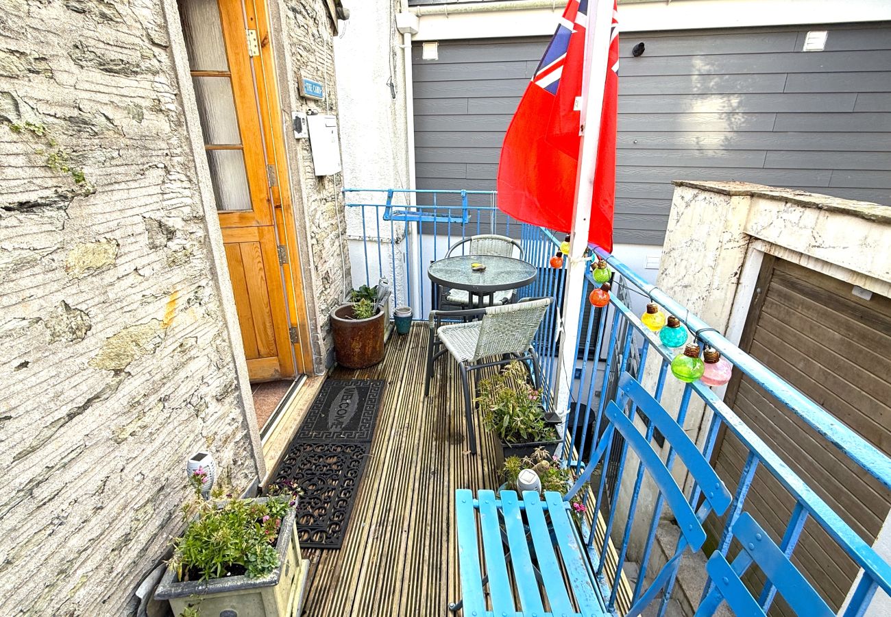 The Cabin - Hidden Retreat in the Heart of Salcombe