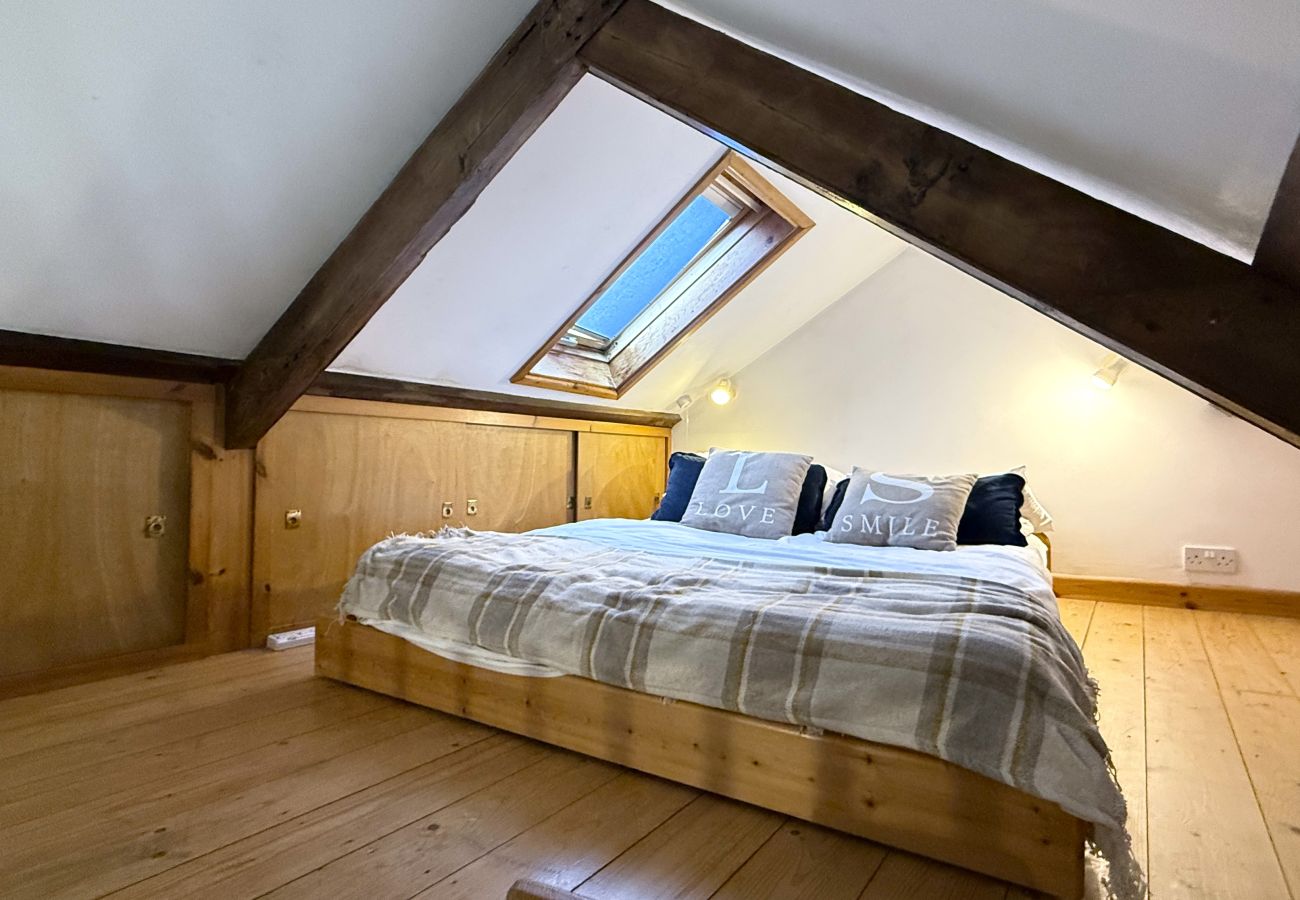 Apartment in Salcombe - The Cabin - Hidden Retreat in the Heart of Salcombe