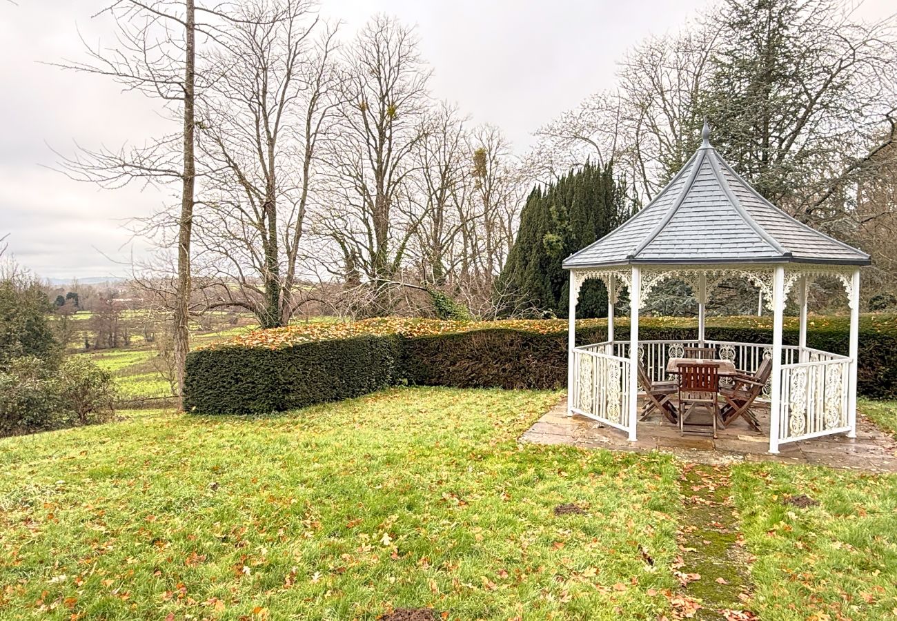 Country house in Etchingham - Haremere Hall - East Sussex’s Finest Country Estate