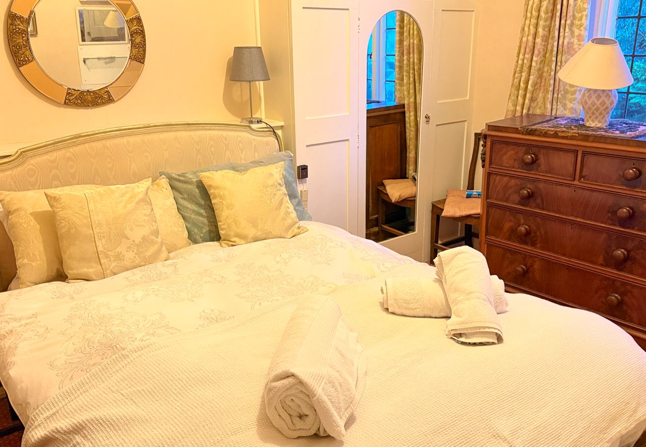 Country house in Etchingham - Haremere Hall - East Sussex’s Finest Country Estate