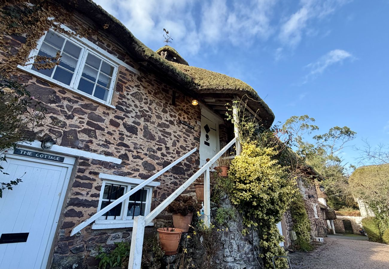 Country house in Bickleigh - Bickleigh Castle - A Majestic Devon Estate for Exclusive Gatherings