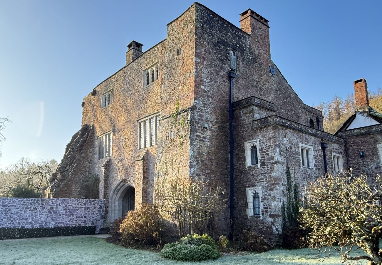 Country house in Bickleigh - Bickleigh Castle - A Majestic Devon Estate for Exclusive Gatherings