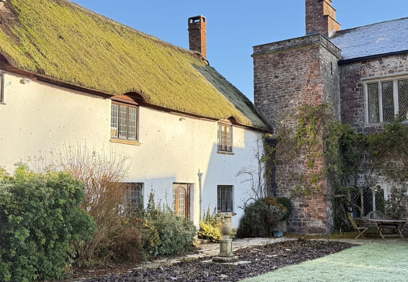 Country house in Bickleigh - Bickleigh Castle - A Majestic Devon Estate for Exclusive Gatherings