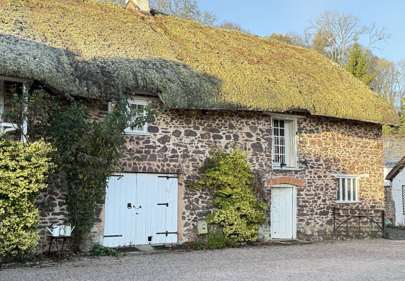 Country house in Bickleigh - Bickleigh Castle - A Majestic Devon Estate for Exclusive Gatherings