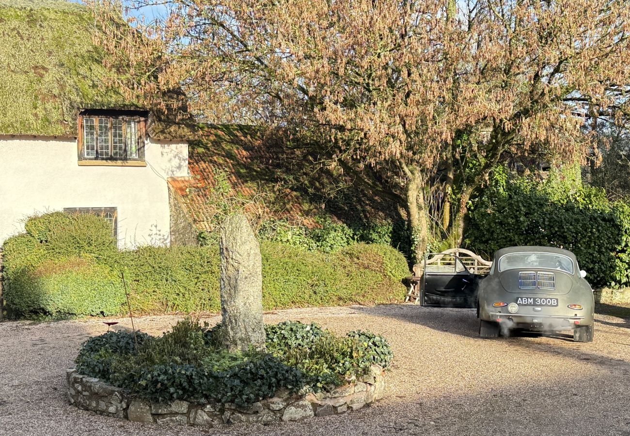 Country house in Bickleigh - Bickleigh Castle - A Majestic Devon Estate for Exclusive Gatherings