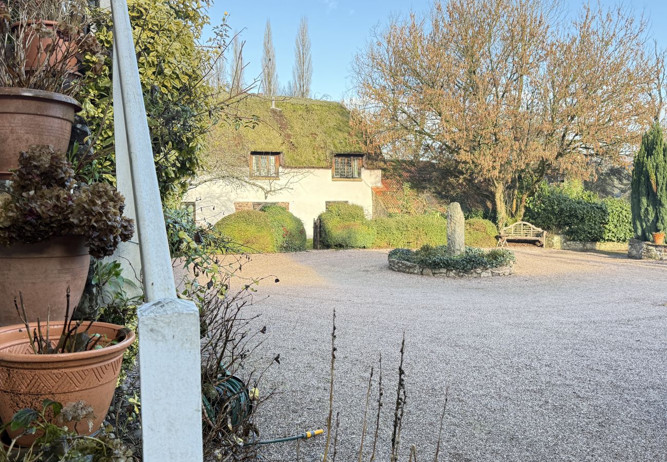 Country house in Bickleigh - Bickleigh Castle - A Majestic Devon Estate for Exclusive Gatherings