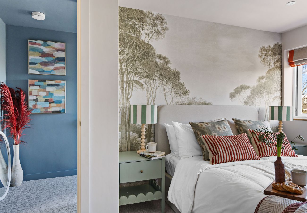 Terraced House in Brixham - The Lookout - Coastal Calm with Panoramic Sea Views