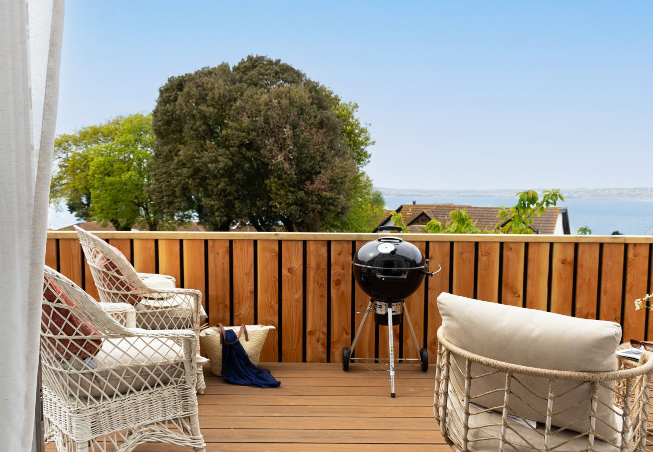 Terraced House in Brixham - The Lookout - Coastal Calm with Panoramic Sea Views