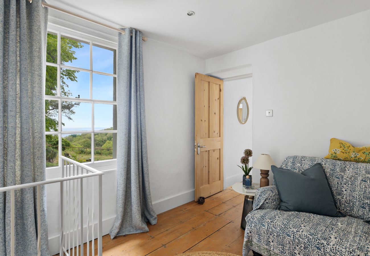 House in Torquay - Lantern House - Historic Coastal Retreat with Hot tub, Sea Views & Garden
