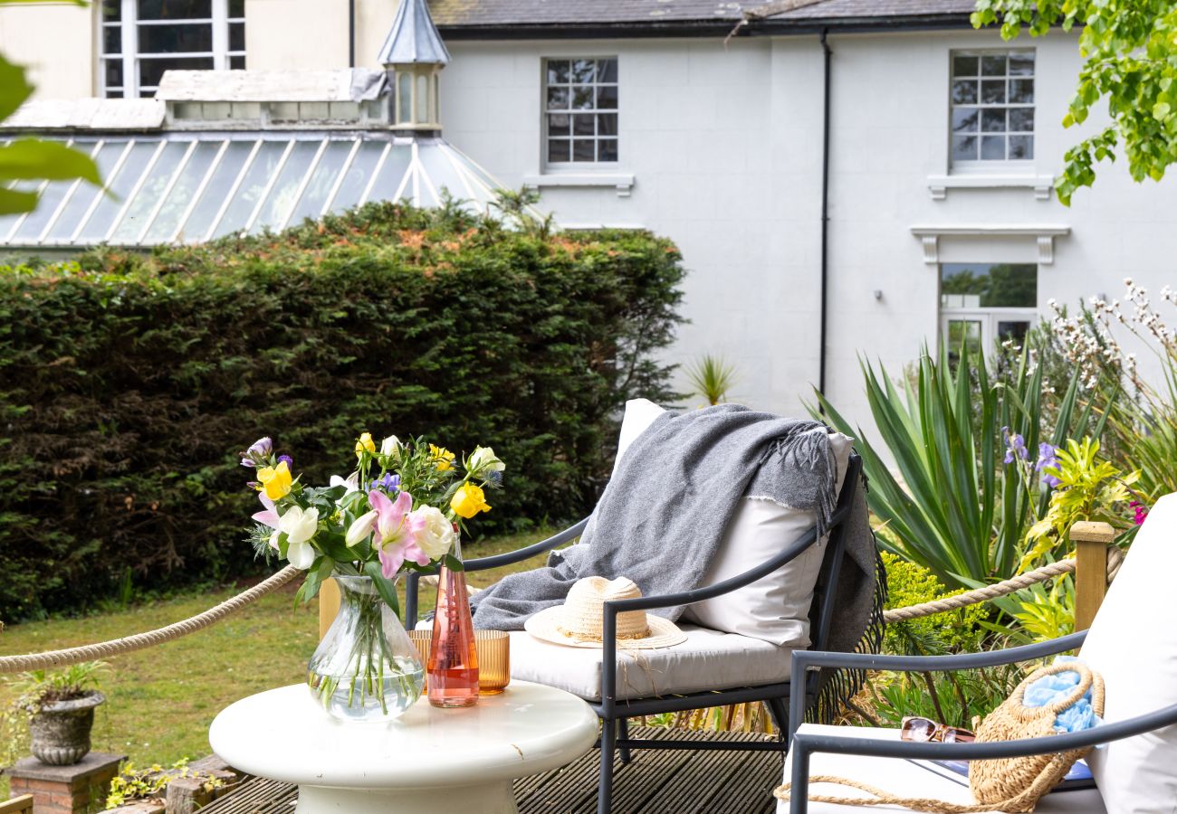 House in Torquay - Lantern House - Historic Coastal Retreat with Hot tub, Sea Views & Garden