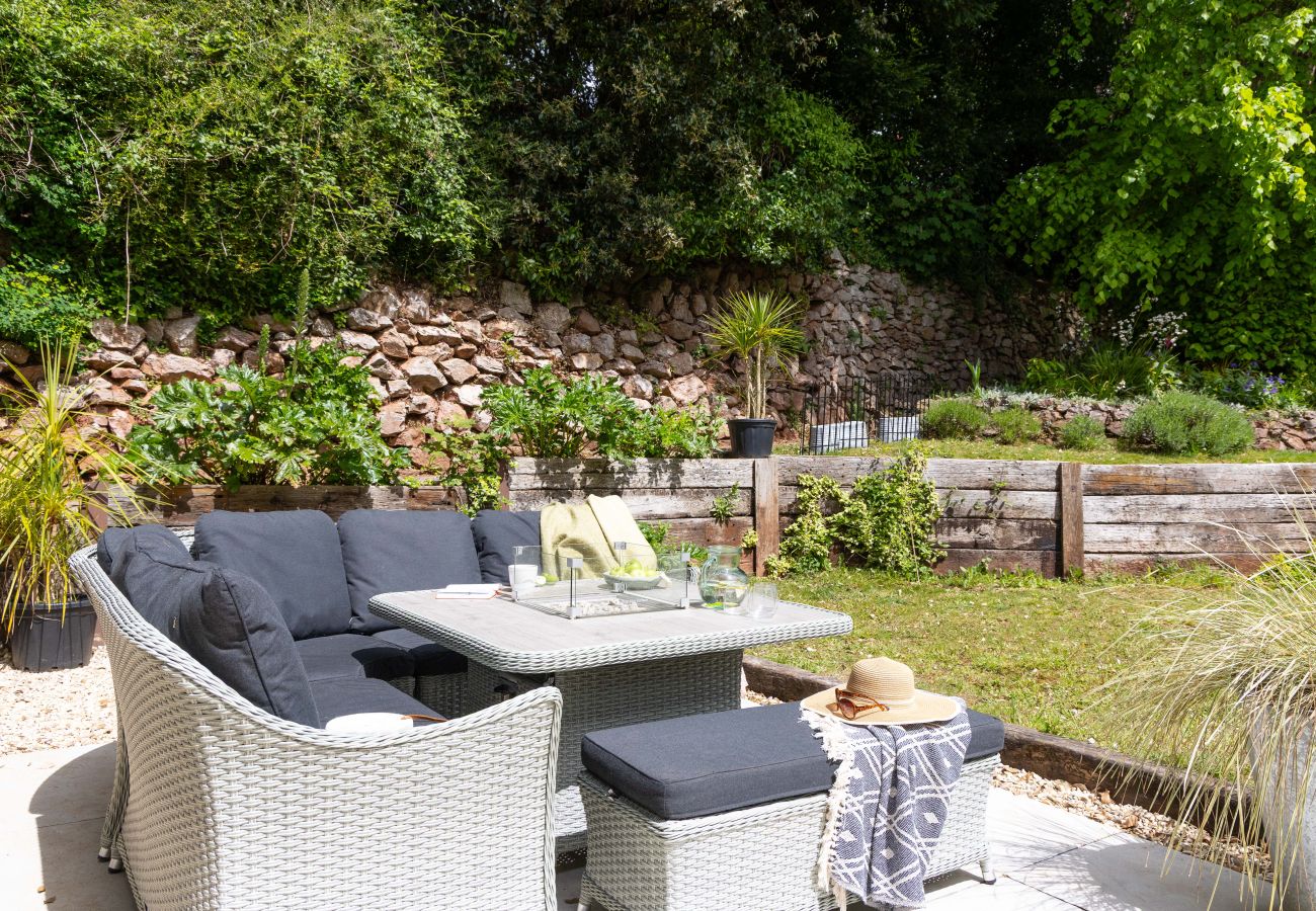 House in Torquay - Lantern House - Historic Coastal Retreat with Hot tub, Sea Views & Garden