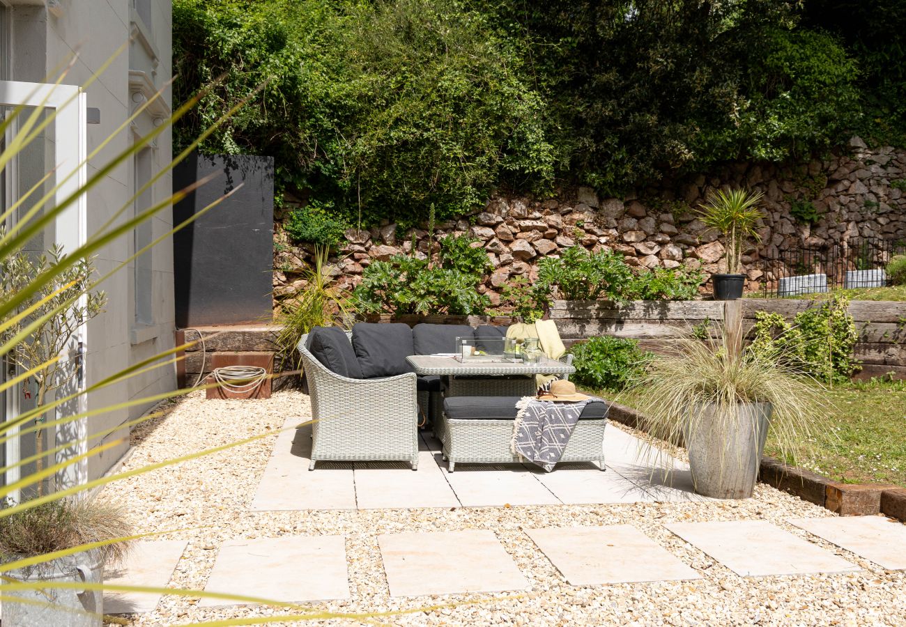 House in Torquay - Lantern House - Historic Coastal Retreat with Hot tub, Sea Views & Garden