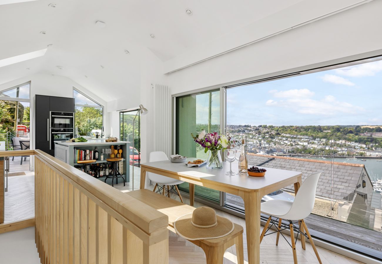 House in Kingswear - The Bridge - Architect Designed Luxury with Panoramic River Dart Views
