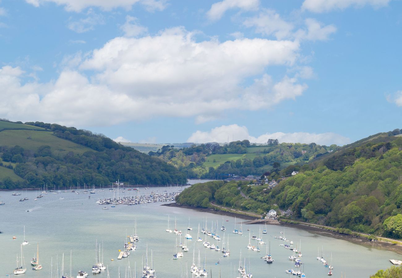 House in Kingswear - The Bridge - Architect Designed Luxury with Panoramic River Dart Views