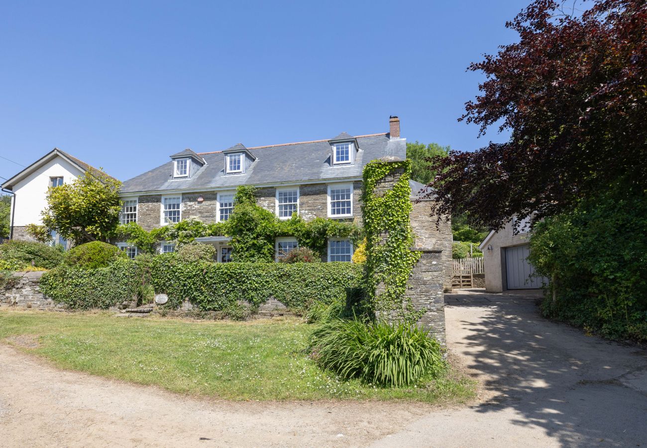 Country house in Kingsbridge - Lower Easton Farmhouse: Near Kingsbridge, a beautifully restored Grade II countryside retreat