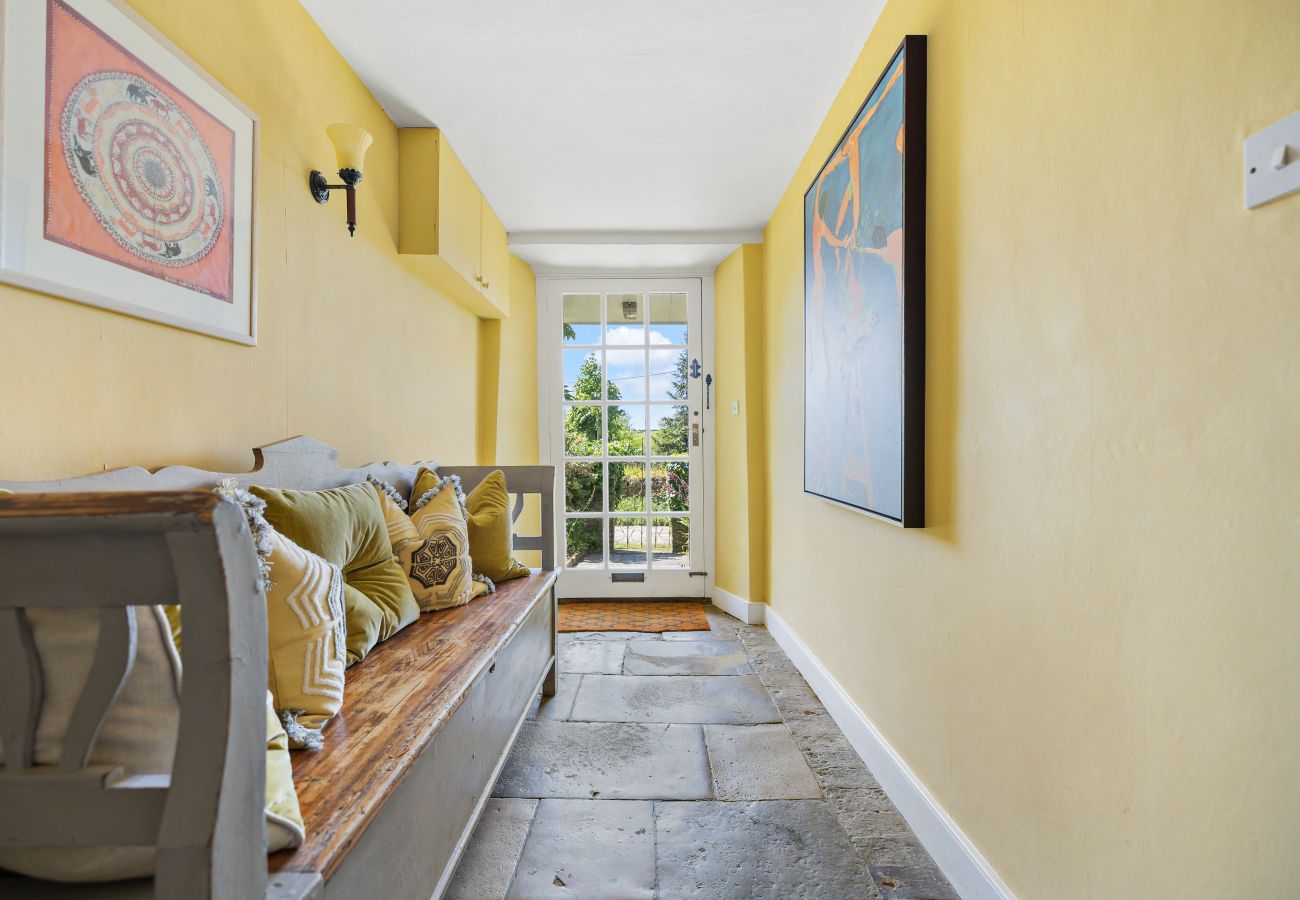 Country house in Kingsbridge - Lower Easton Farmhouse: Near Kingsbridge, a beautifully restored Grade II countryside retreat